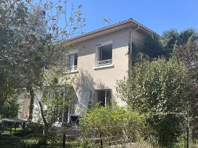 Maison, 195 m²