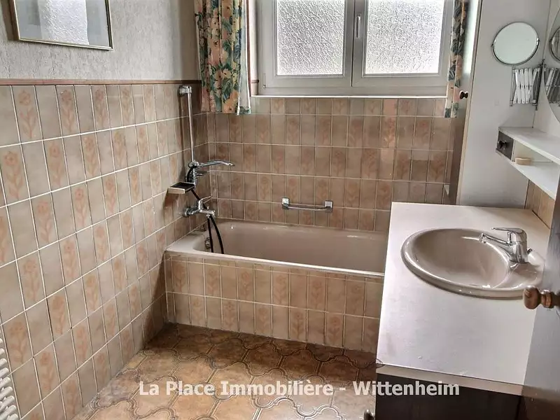 Maison, 215 m²