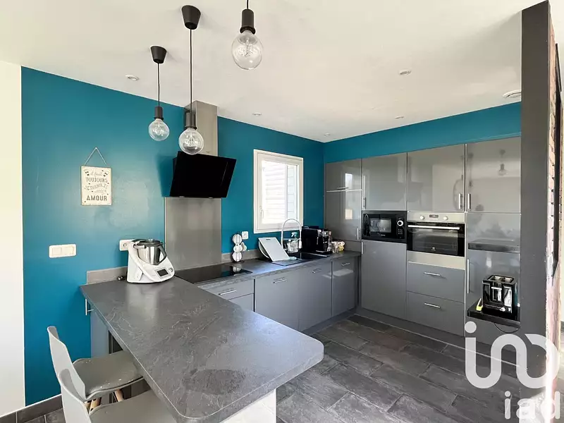 Maison, 99 m²