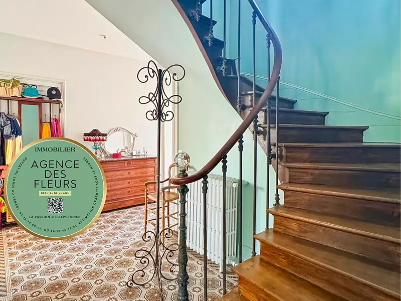 Maison, 235 m²
