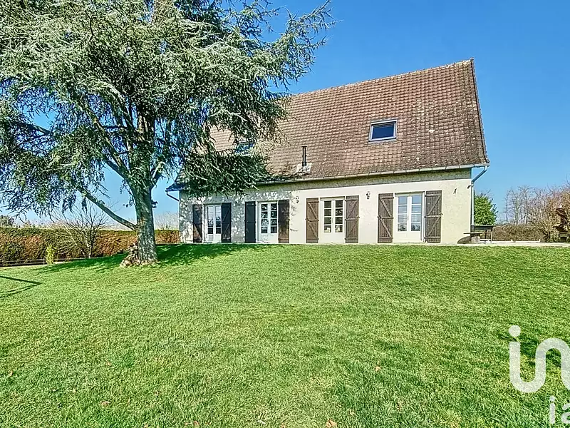 Maison, 232 m²