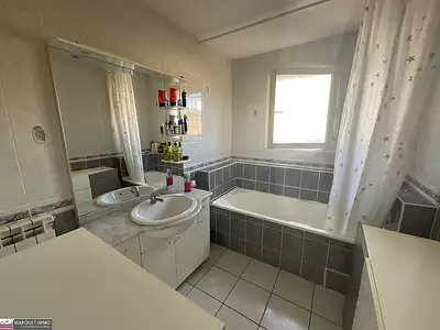Maison, 177 m²