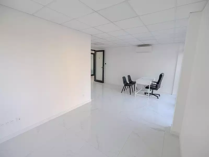 Divers, 9 m²