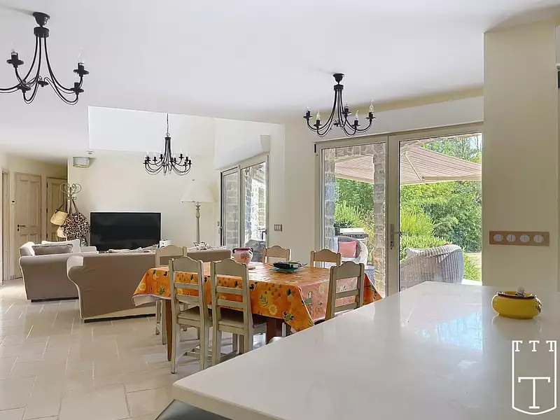 Maison, 140 m²