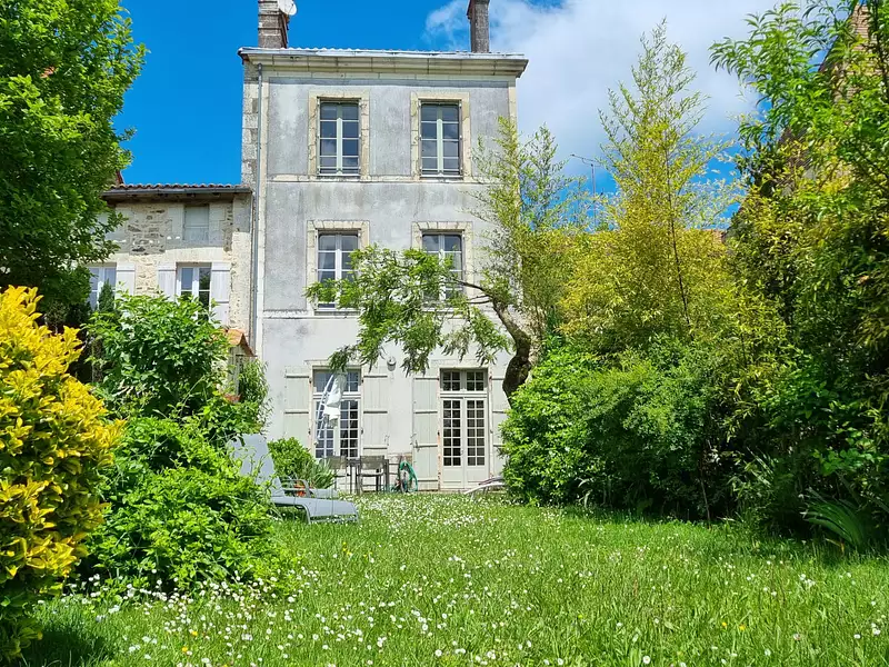 Maison, 215 m²