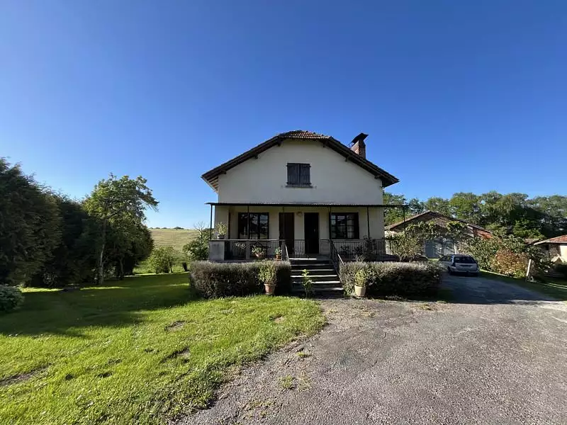 Maison, 128 m²