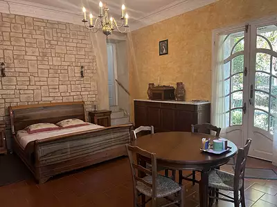 Maison, 650 m²