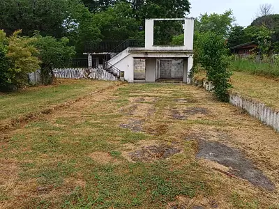 Terrain, 1 340 m²