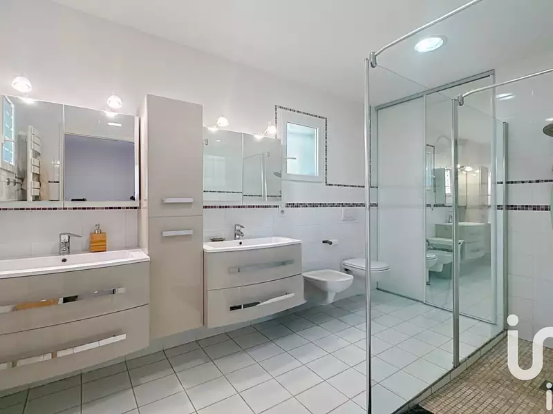 Maison, 120 m²