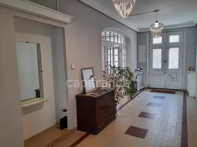 Maison, 198 m²