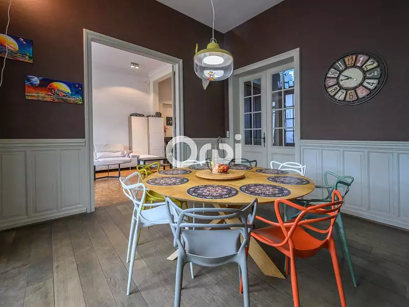 Maison, 466 m²