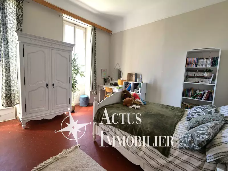 Maison, 206 m²