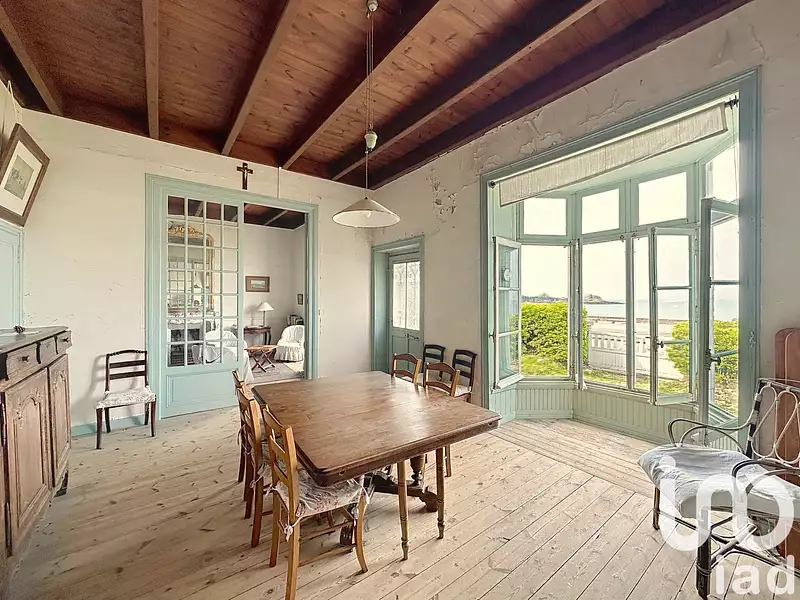 Maison, 180 m²