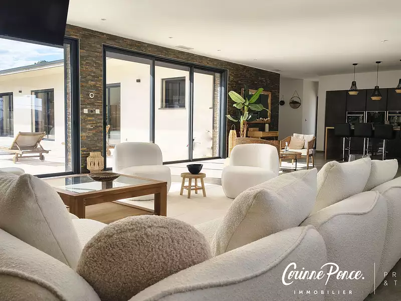 Maison, 332 m²