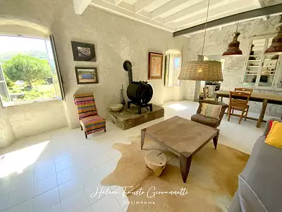 Maison, 235 m²