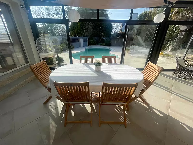 Maison, 225 m²