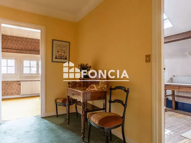 Maison, 238 m²