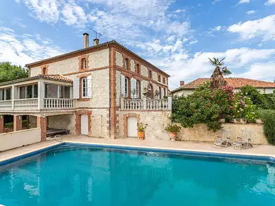 Maison, 330 m²