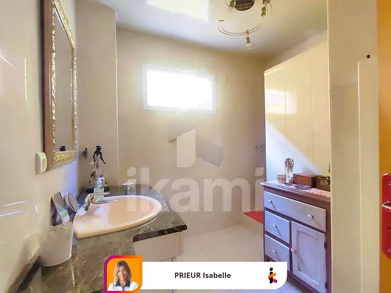 Maison, 140 m²