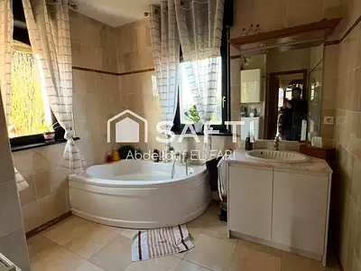Maison, 171 m²