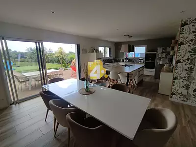 Maison, 150 m²