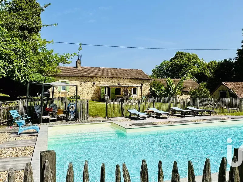 Maison, 203 m²