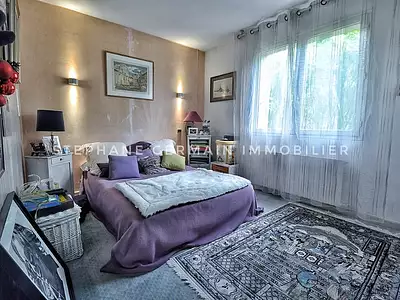 Maison, 225 m²