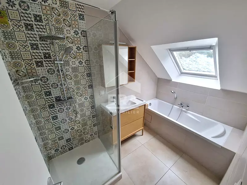 Maison, 219 m²