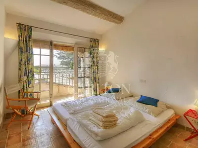 Maison, 250 m²