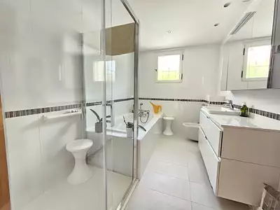 Maison, 177 m²