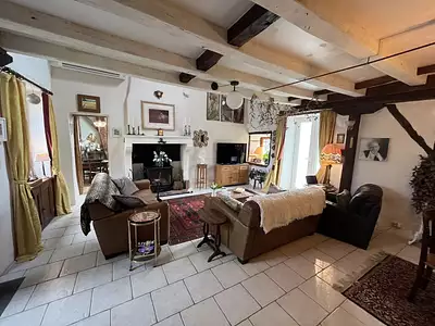 Maison, 196 m²