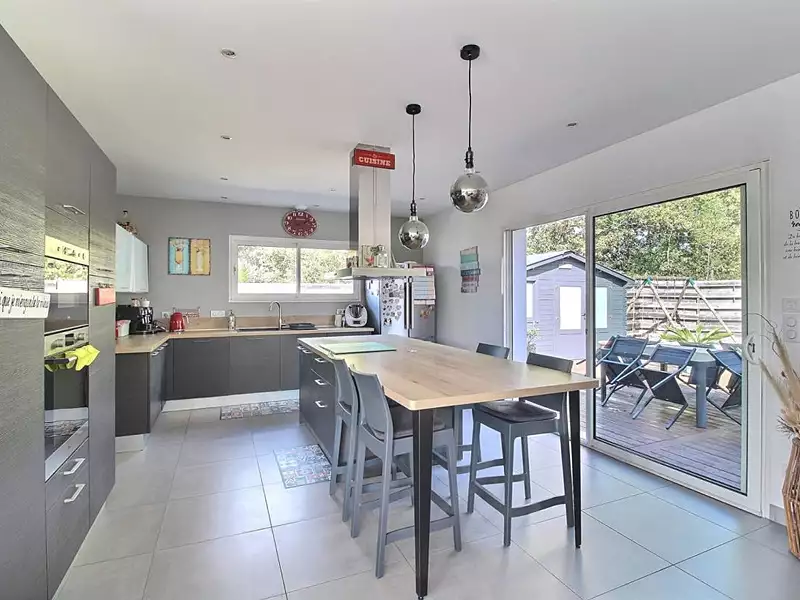 Maison, 140 m²