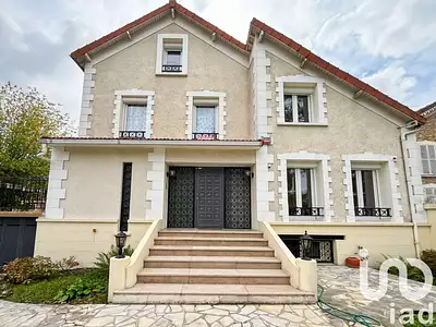 Maison, 240 m²