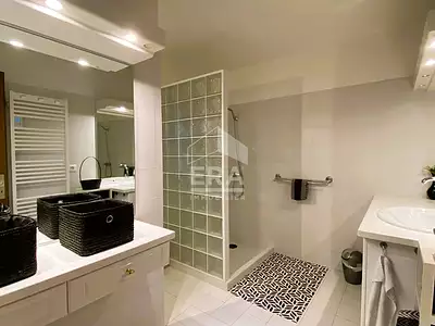Maison, 234 m²