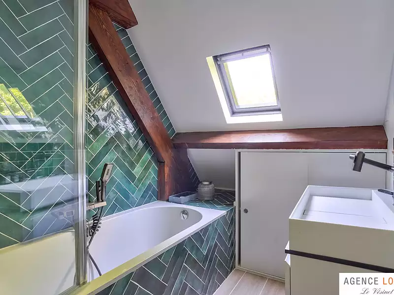 Maison, 300 m²
