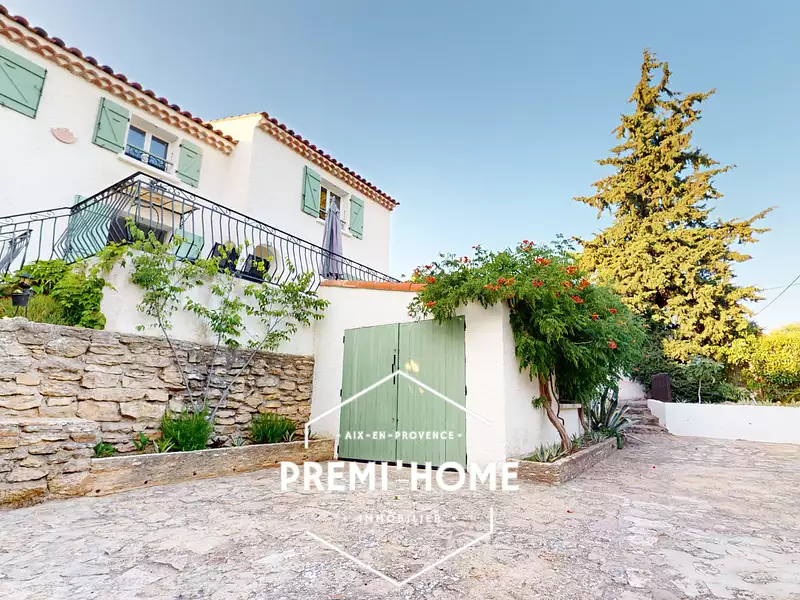 Maison, 211 m²