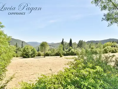 Terrain, 4 070 m²