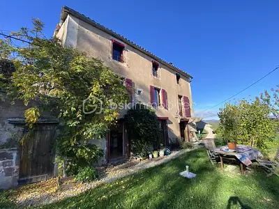 Maison, 157 m²