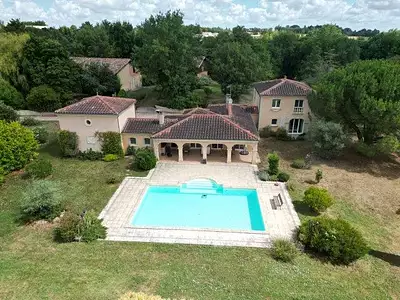 Maison, 294 m²