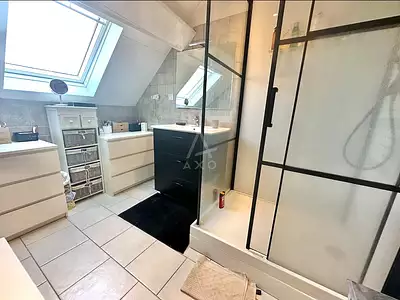 Maison, 230 m²