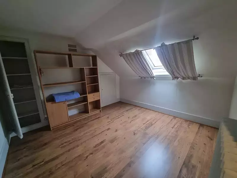 Maison, 250 m²