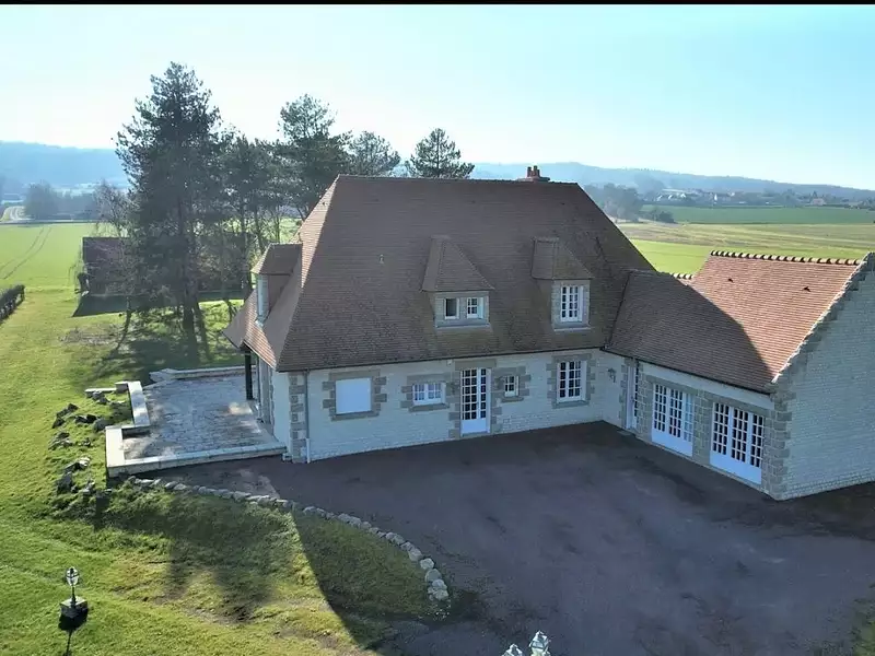 Maison, 258 m²