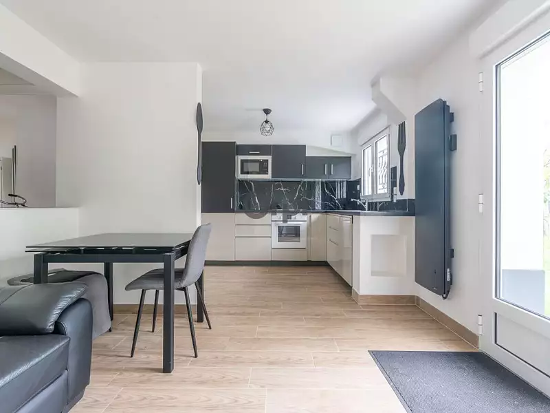 Maison, 253 m²