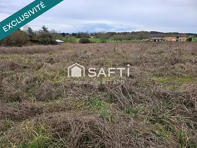 Terrain, 2 500 m²