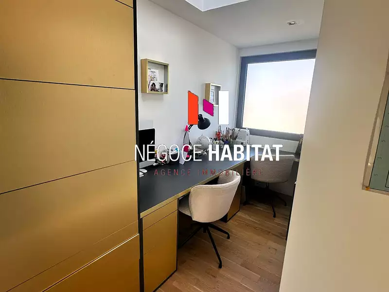Maison, 181,5 m²