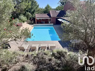 Maison, 195 m²