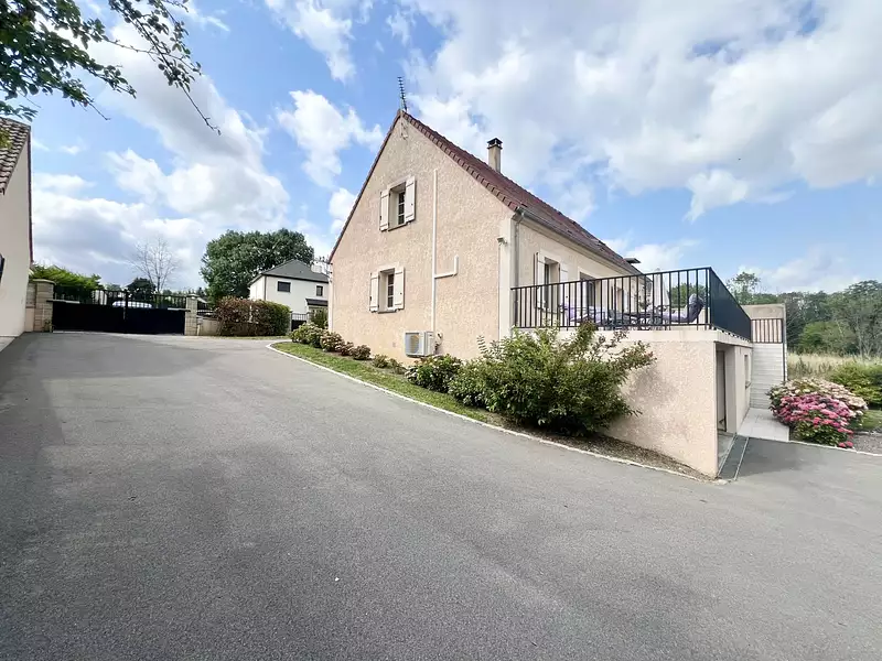 Maison, 180 m²
