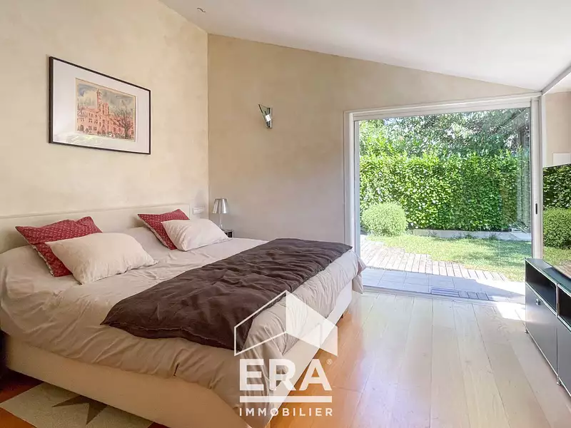 Maison, 260 m²