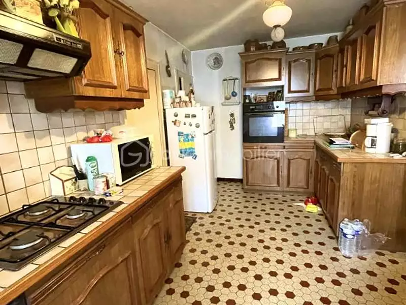Immeuble, 208 m²