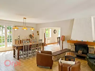 Maison, 210 m²